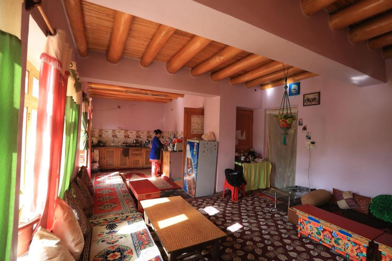 Lhachik Guest House, Leh (Ladakh)