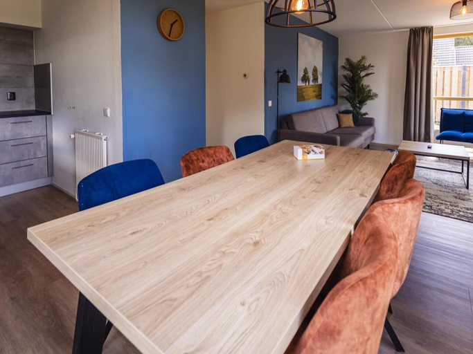 Dining 3, Forest Villa with Private Terrace, Beuningen