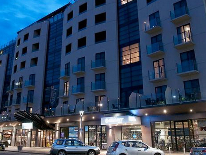Exterior 11