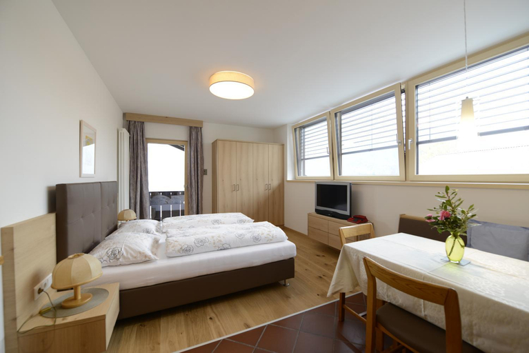 Others 2, Residence Badleit, Bolzano
