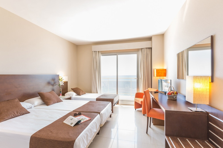 Bedroom 3, Bahia Calpe Hotel by Pierre and Vacances, Alicante