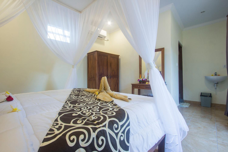 Bedroom 12
