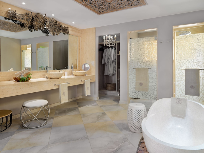 Bathroom 4, Royal River Luxury Hotel (Adults Only +16), Santa Cruz de Tenerife