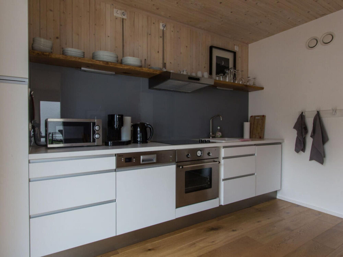 Private kitchen, Ferienwohnung Mondholz, Garmisch-Partenkirchen