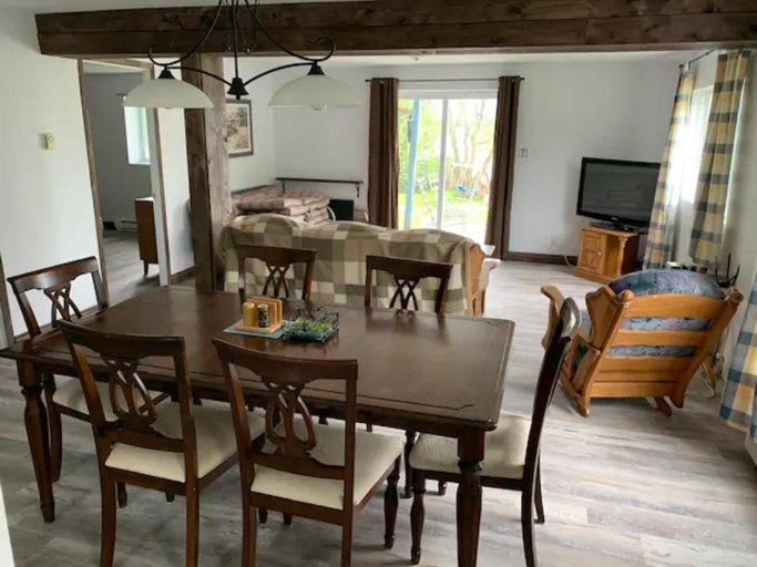 Others 3, La Grange sur le Lac App A et B, Le Granit