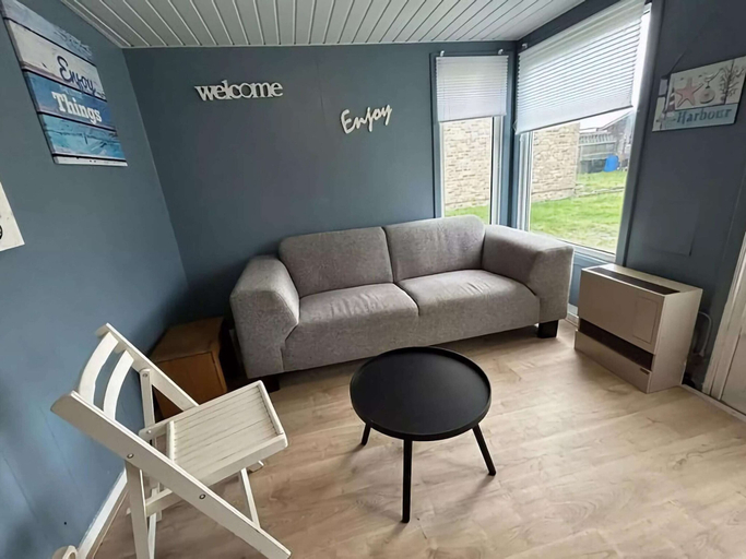 Others 5, Lovely Holiday Home in Vlaanderen With Garden, West-Vlaanderen
