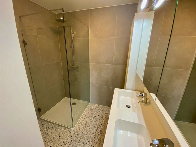 Bathroom 4, Cozy Apartment With a top Location, West-Vlaanderen