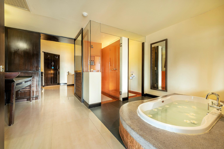 Bathroom 9