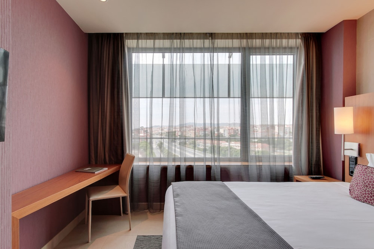 Bedroom 2, Badalona Tower, Barcelona