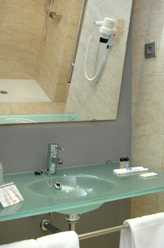 Bathroom 5, AS Hoteles Porta de Barcelona, Barcelona