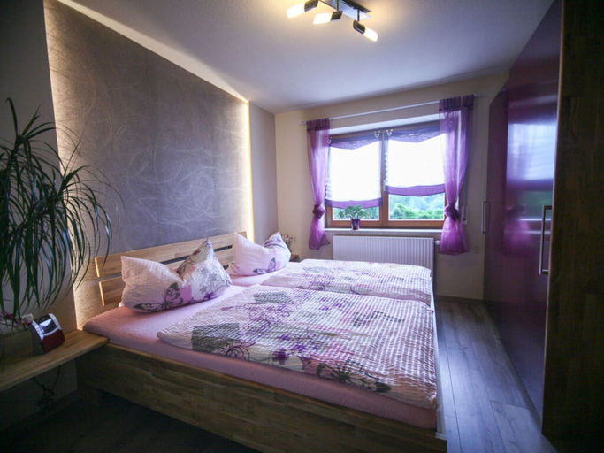 Bedroom 4, Holiday Apartment Estel, Erzgebirgskreis