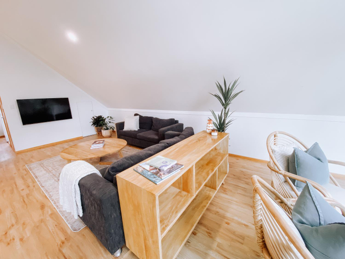 Others 5, Whitesands, Busselton