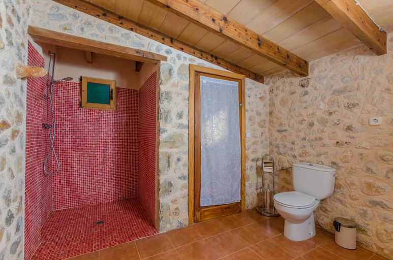 Others 2, Raco De Can Pep in Inca, Baleares