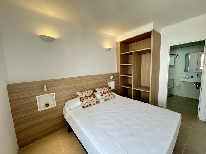 Bedroom 3, Arago 273 in Roses With 2 Bedrooms and 2 Bathrooms, Girona
