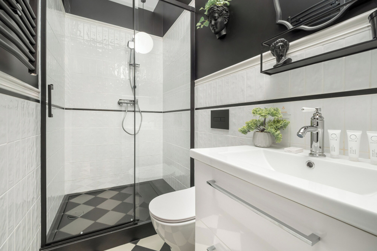 Bathroom 3, Apartament Pełen Barw by Renters, Łódź