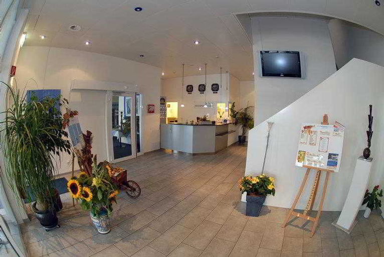 Exterior & Views 2, Best Western Airporthotel, Lebern