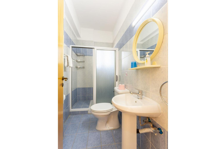 Bathroom 3, Villa Halima Stefanos