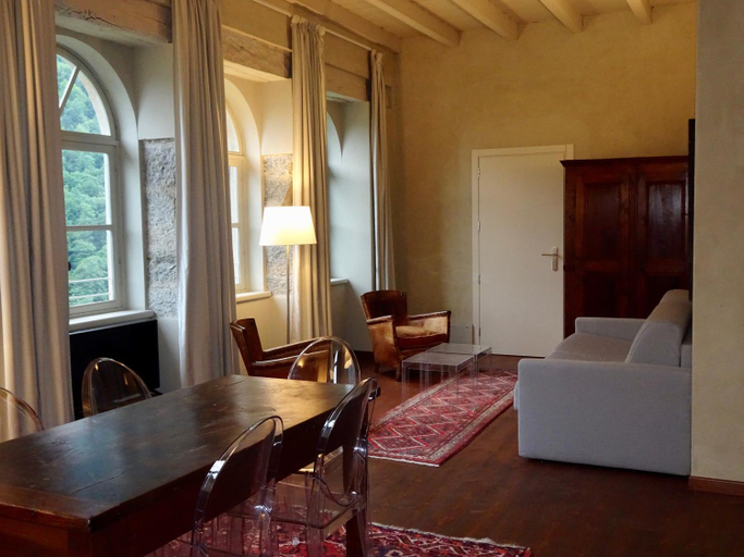 Dining Room 4