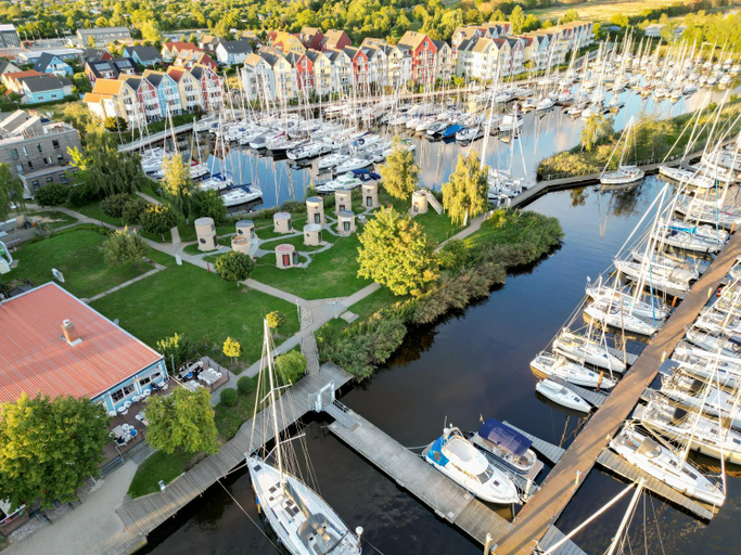 Others 3, slube am Yachthafen Greifswald, Vorpommern-Greifswald