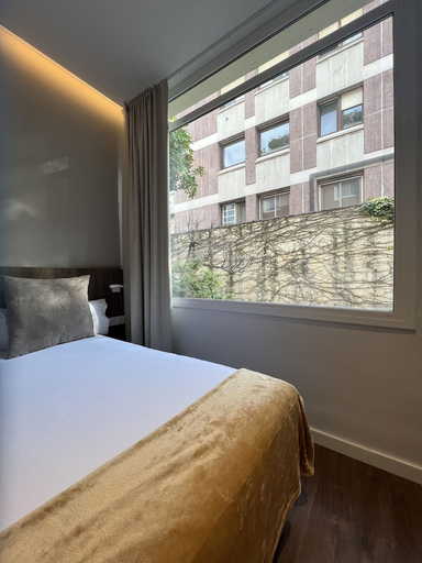Bedroom 2, Vilana Hotel, Barcelona