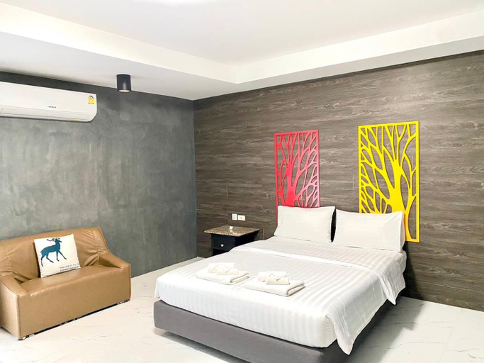 Bedroom 3, Chainat Grand Hotel, Muang Chai Nat