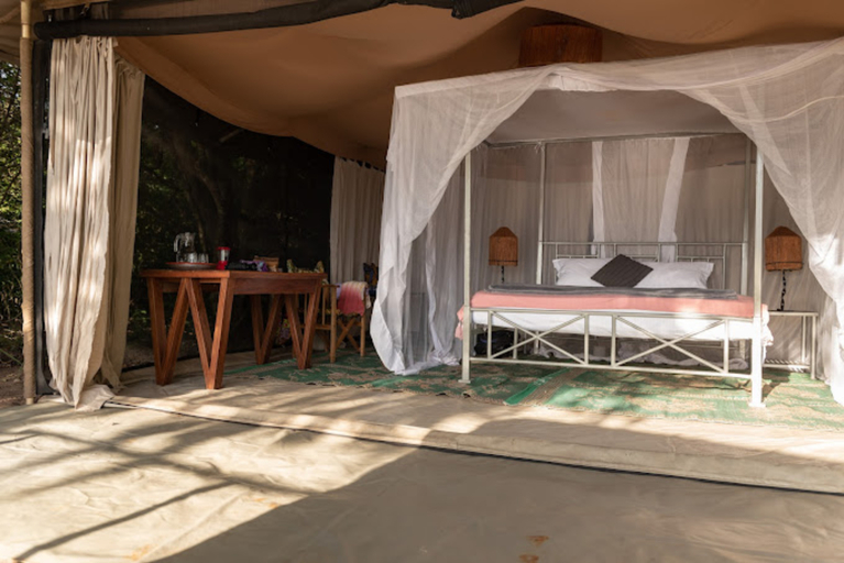 Bedroom 3, Nje Bush Camp, Ilala