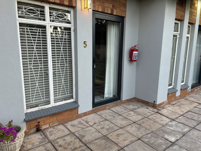 Exterior & Views 2, 28 La Rochelle Bed & Breakfast, Frances Baard