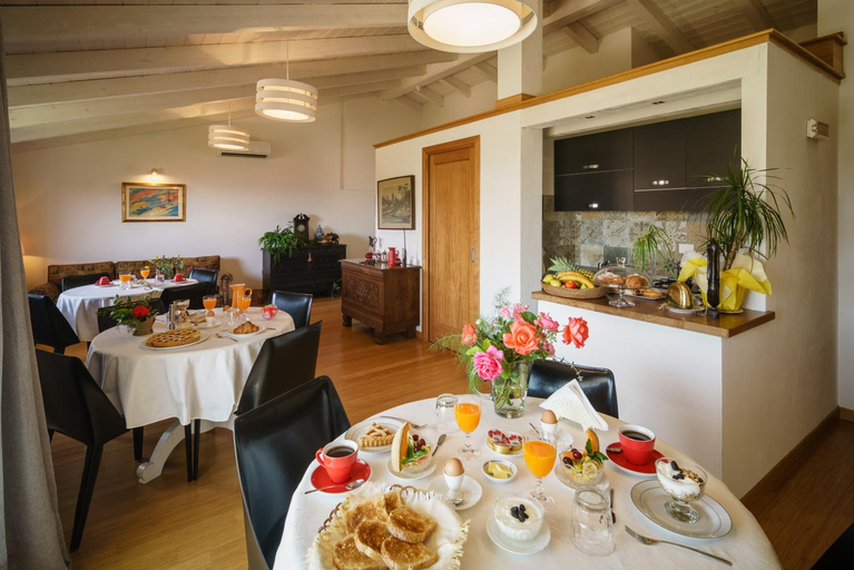 Food & Drinks, Sanctuary Armony, Sassari