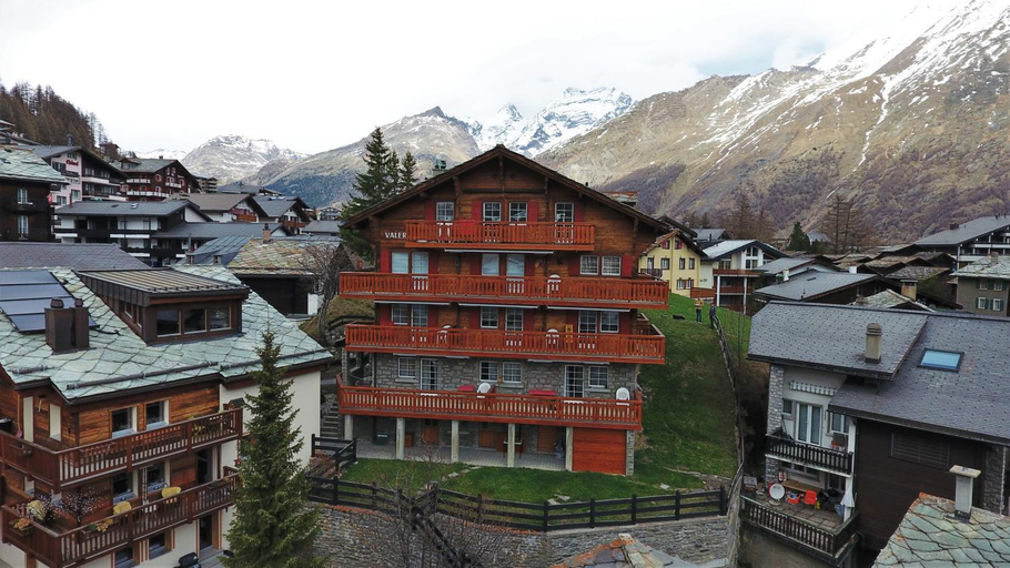 Others 2, Chalet Valeria, Visp