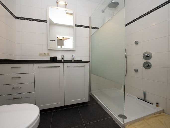 Others 3, Apartment in De Haan Near Belle Epoque Beach, West-Vlaanderen