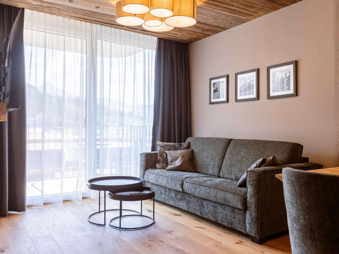 Others 5, Modern Holiday Apartment With Balcony in Fugen, Schwaz