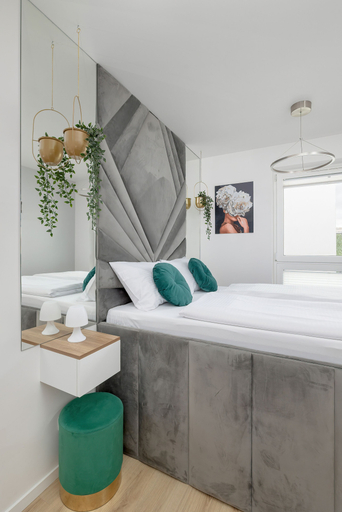 Bedroom 3, Stylish Apartment With Garage by Renters, Świnoujście