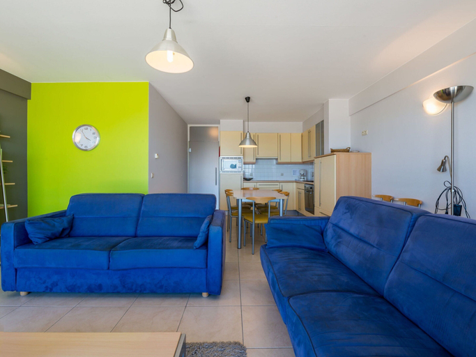 Others 5, Apartment on Zeedijk With Stunning Sea View, West-Vlaanderen