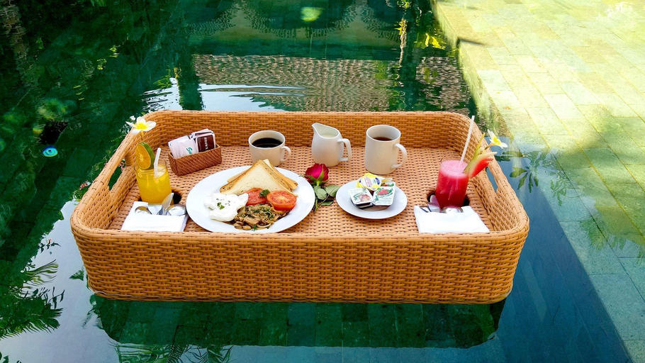 Three BR Villa with Private Pool-Breakfast#BDV, Badung