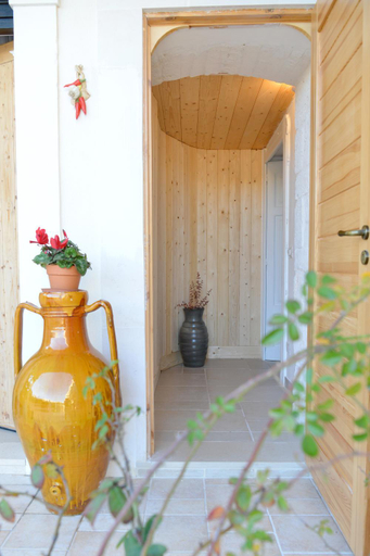 Others 4, Trullo Suite, Brindisi
