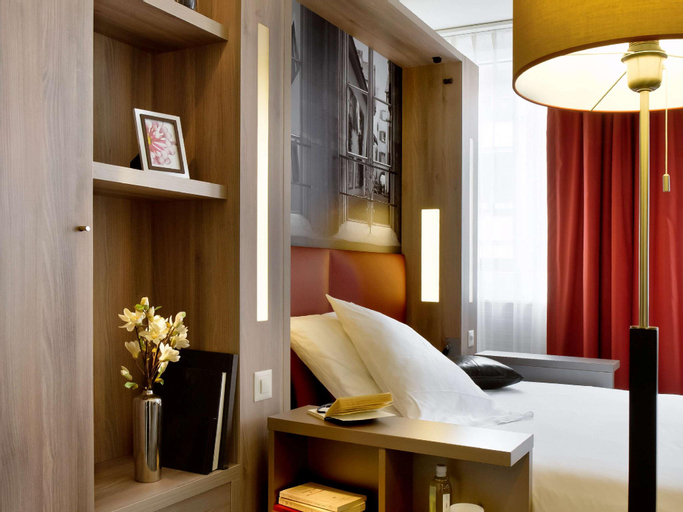 Bedroom 9