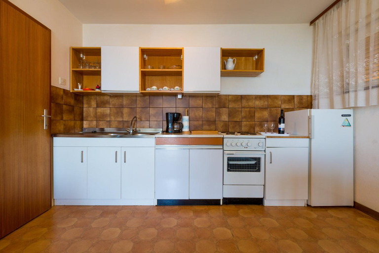Others 4, Bela Apartments, Crikvenica