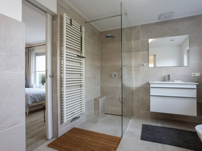Bathroom 3, Holiday Home by Lake Veerse Meer, Noord-Beveland