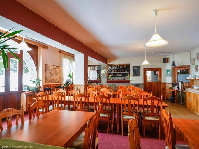 Food & Drinks 4, Penzion Partizan, Poprad