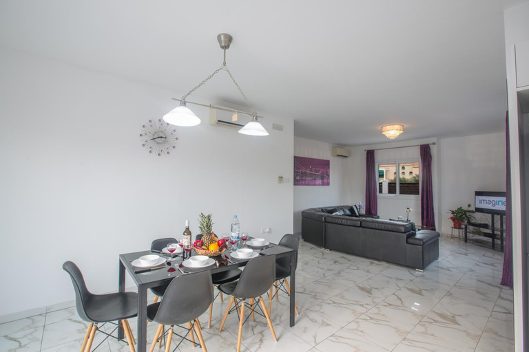 Facilities 2, Broadway Villas