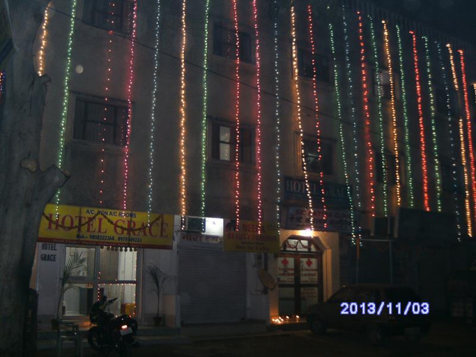 Others 3, Hotel Grace, Agra