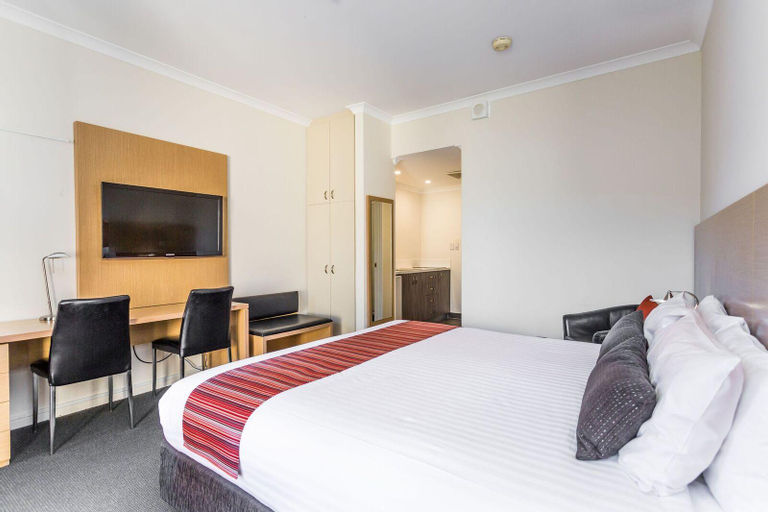 Bedroom 13
