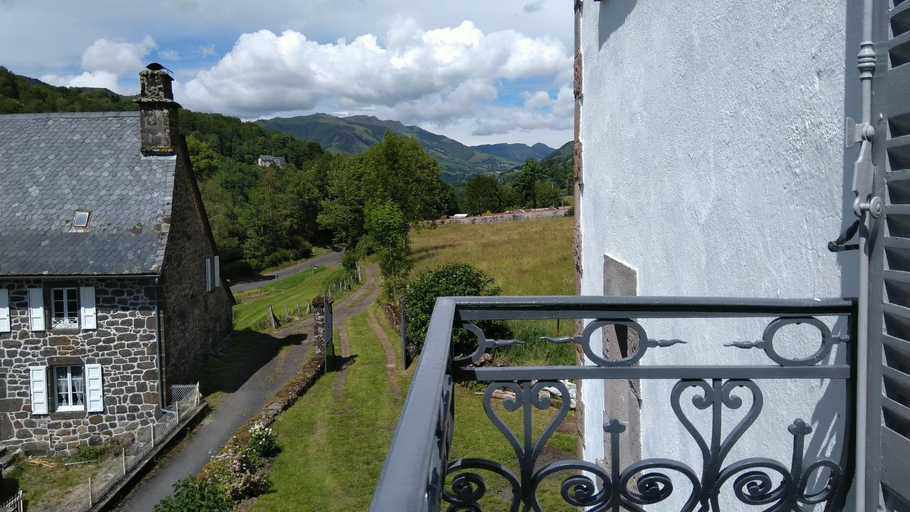 Others 4, La Maison Normande, Cantal