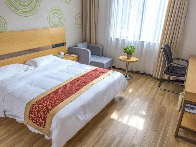 Bedroom 3, GreenTree Inn HePu Huanzhu South Road Transit Center Express Hotel, Beihai