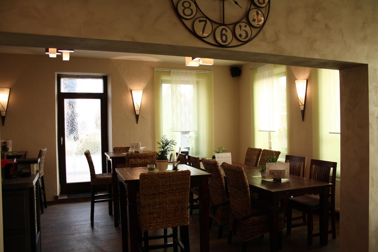 Food & Drinks 3, Hotel - Bistro - 3-Eck, Neunkirchen