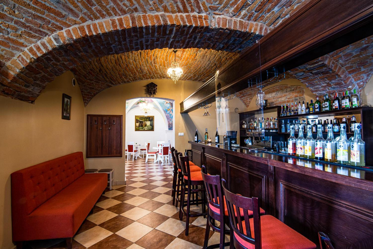 Food & Drinks 4, Rynek 7 - Apartamenty, Bielsko-Biała