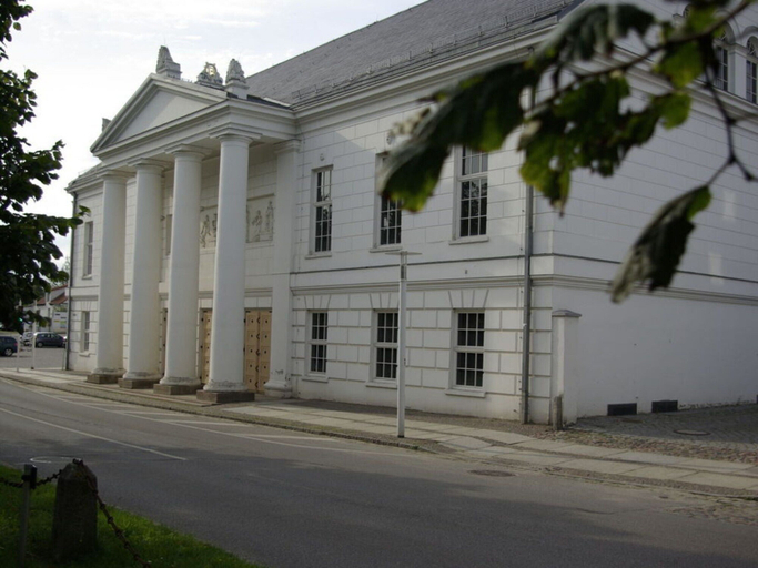 Primary image