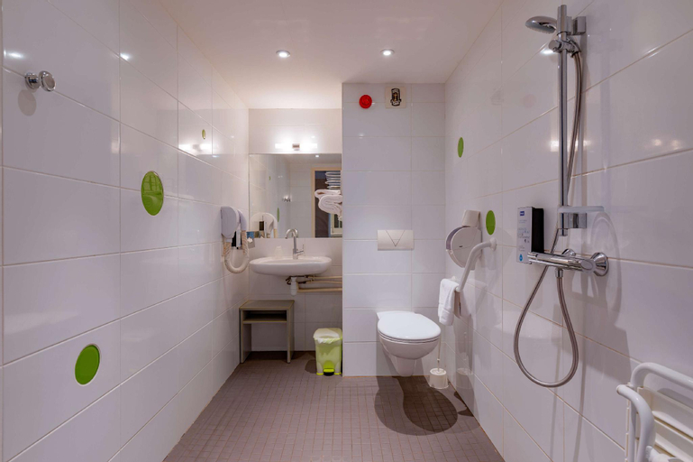 Bathroom 6