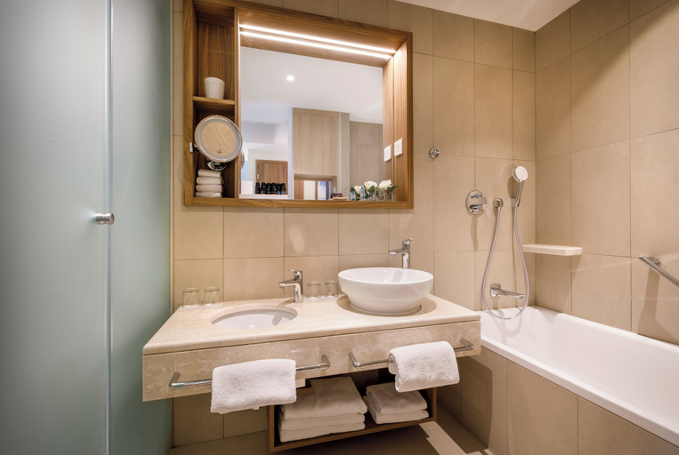 Bathroom 4, Girandella Resort, Valamar Collection, Labin