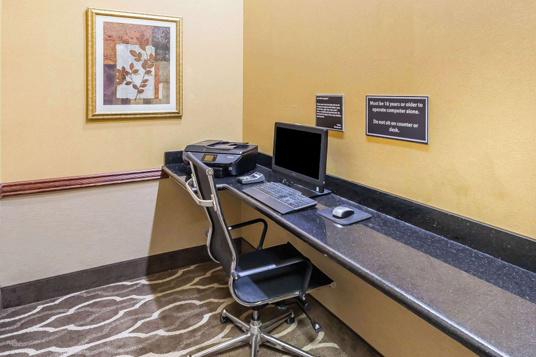 Others 5, Comfort Suites Yukon - SW Oklahoma City, Canadian